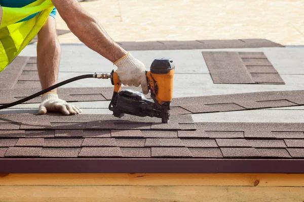 Roofing Near Me for Fast and Affordable Roof Repairs