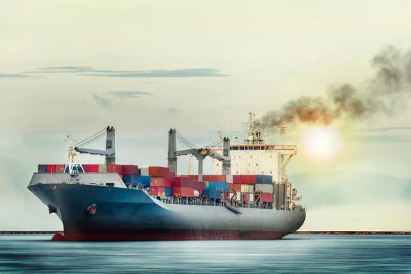 How LTL Freight Shipping Improves Supply Chain Efficiency