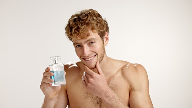 Stand Out Confidently Using Mens Pheromones to Attract Women Anywhere