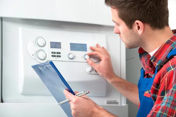 Professional ac repair melbourne for Year-Round Comfort